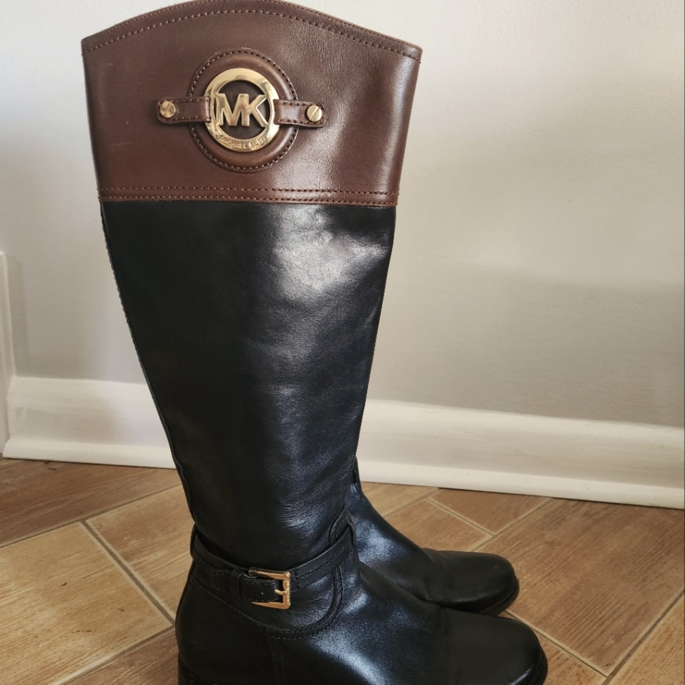 Michael Kors size 8.5